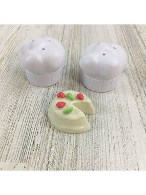 Bluey PAVLOVA and 2 CHEF HATS Cooking for Figure Playset Food NEW
